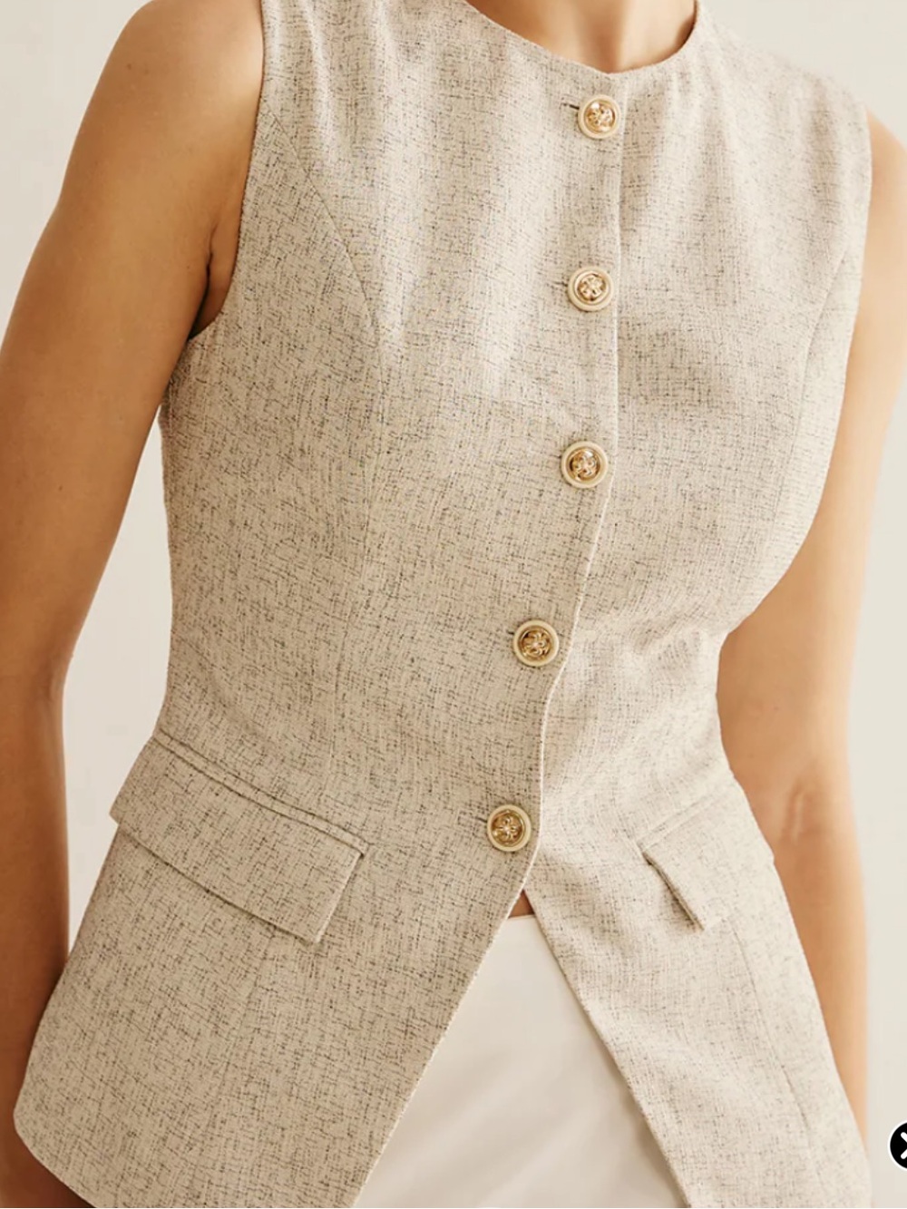 Commense Sleeveless Vest in Light Beige with Gold Buttons